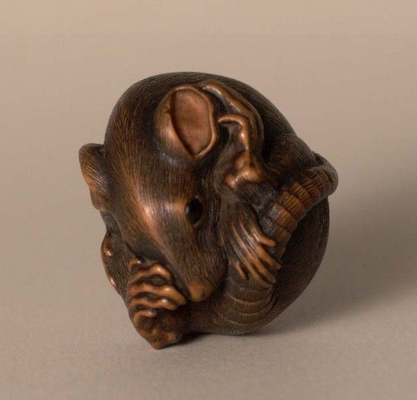 PHOTO NETSUKES SCULPTURES MINIATURES ART DU JAPON