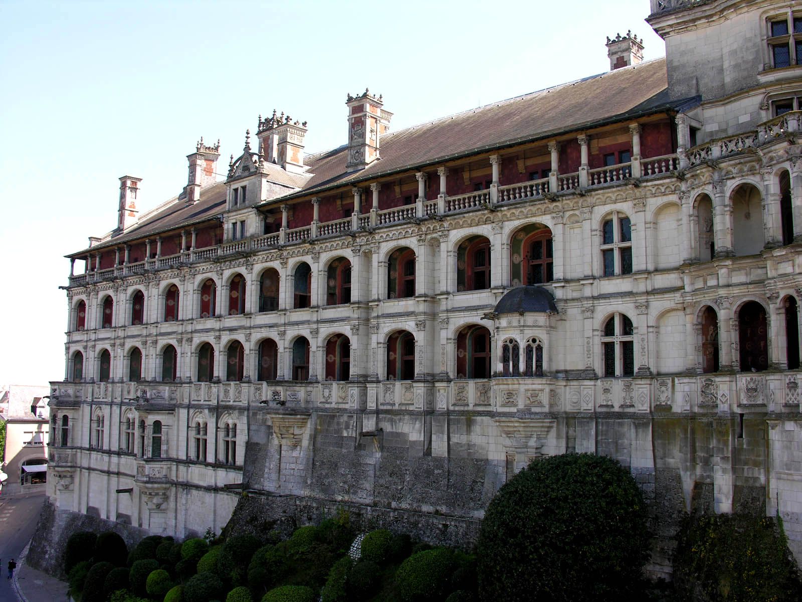 BLOIS - Loir & Cher - CPA 41 - le Chateau par Paul Rochas